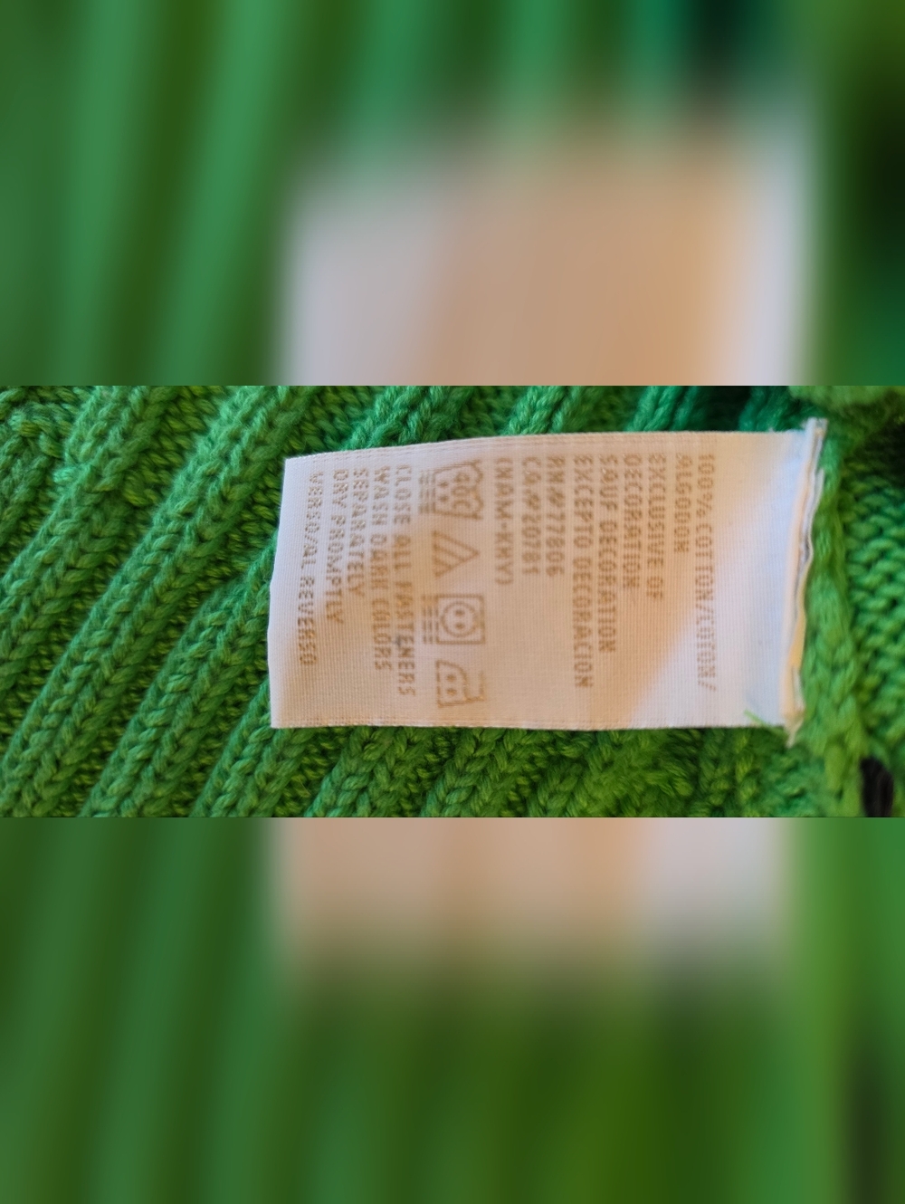 Tommy Hilfiger Women's Bright Green Ribbed Button-Up Cardigan ~ Size Medium - Picture 6 of 11